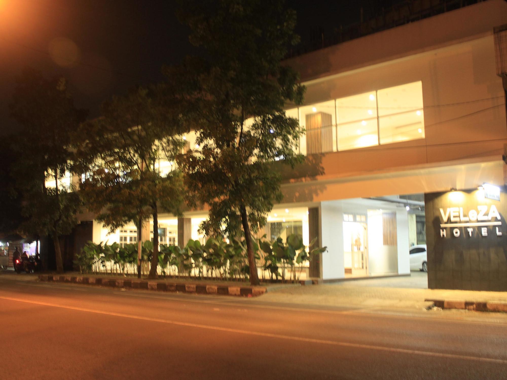 Hotel Veleza 2*